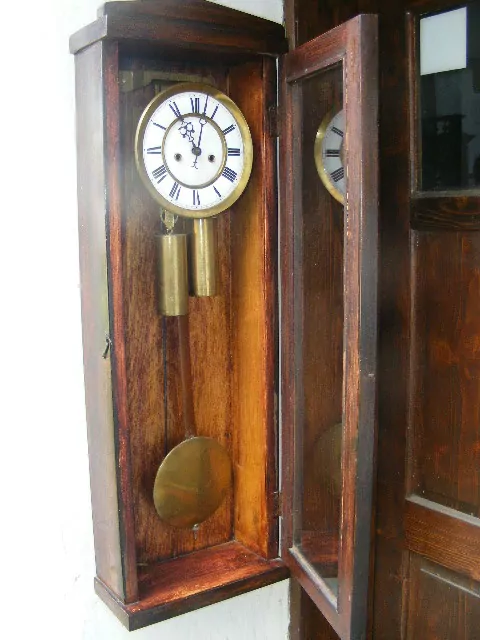 HODINY NÁSTĚNNÉ DVOUZÁVAŽOVÉ