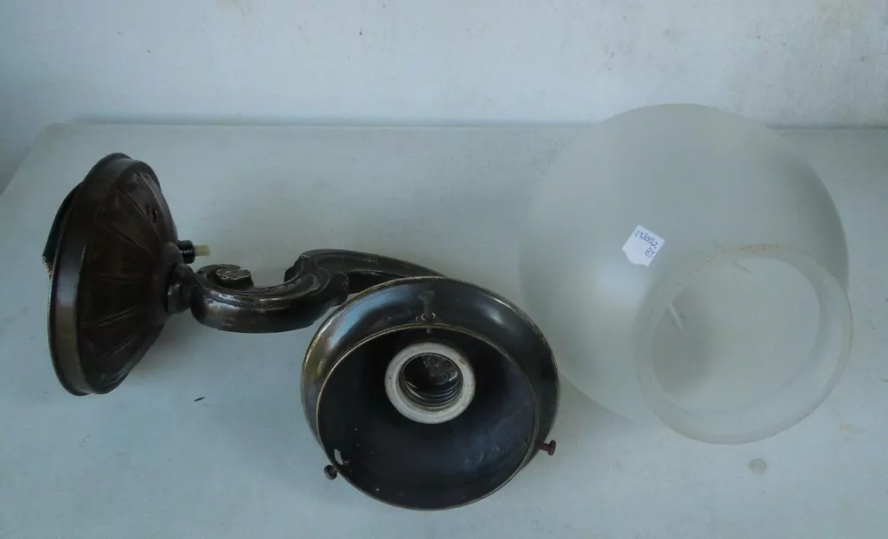 LAMPIČKA NA STĚNU 1 KS NÁSTĚNNÁ LAMPA s vypínačem
