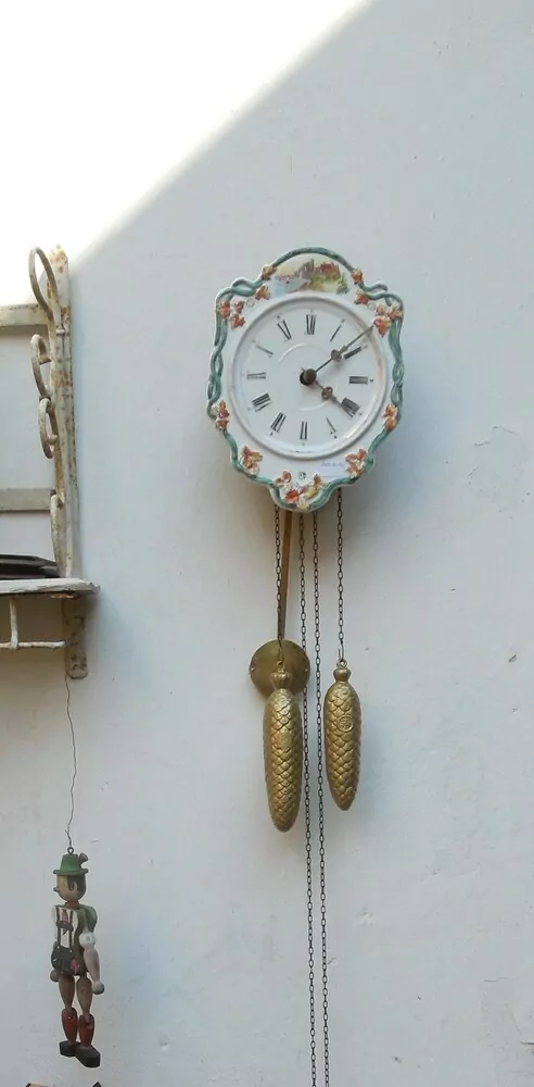 HODINY NÁSTĚNNÉ DVOUZÁVAŽOVÉ PORCELÁNOVÉ, PORCELÁNKY