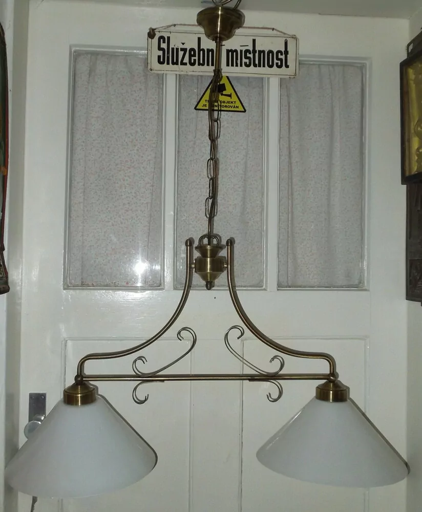 Lustr s 2 stínidla