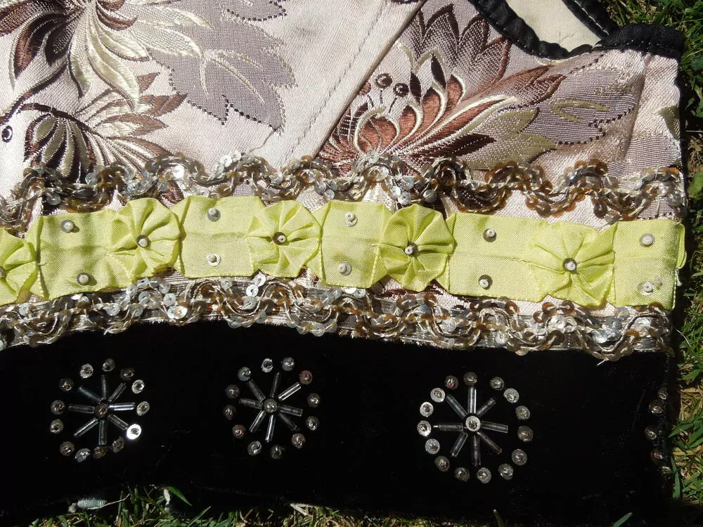 KROJ KORDULKA KE KROJI DÍVČÍ UHERSKO-BRODSKO