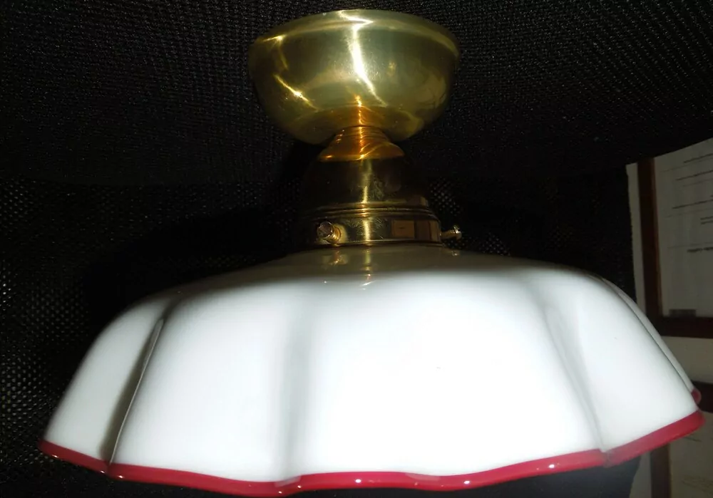 STAROŽITNOST STROPNICE  1 KS LUSTR STÍNÍTKO ŠIRM