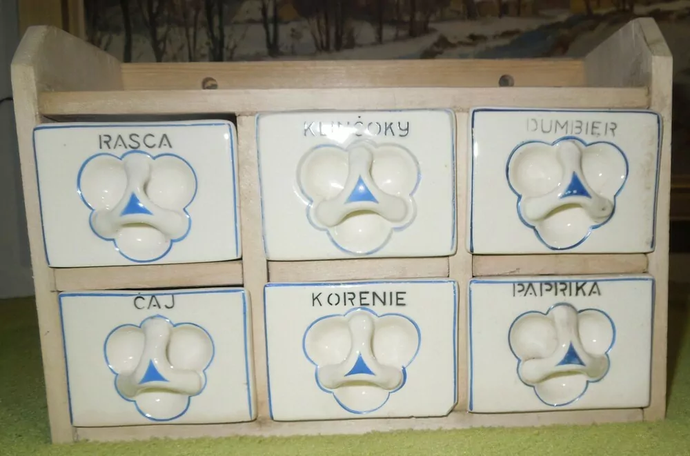 STAROŽITNOST KOŘENKY DOZY ŠUPLÍKOVÉ