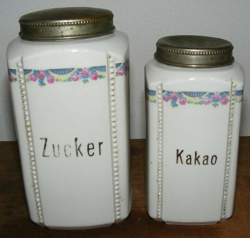 STAROŽITNOST KOŘENKY DOZY CUKR KAKAO RŮŽIČKY