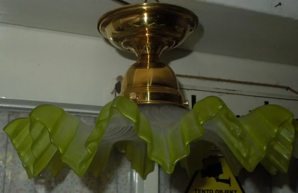 STAROŽITNOST STROPNICE 1 KS LUSTR STÍNÍTKO ŠIRM