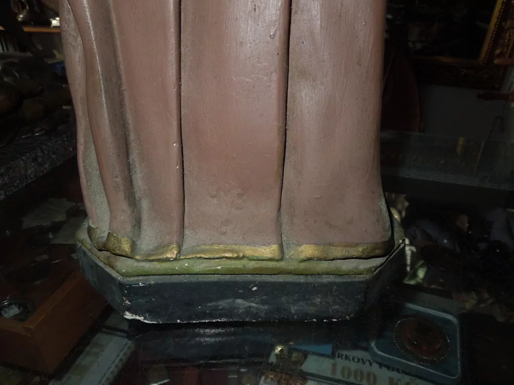 SOCHA SVATÁ 68CM