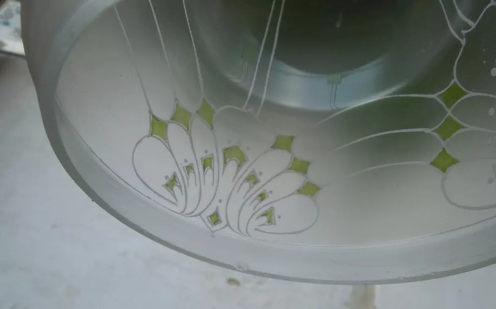 STAROŽITNÁ STOLNÍ MOSAZNÁ LAMPA ELEKTRICKÁ