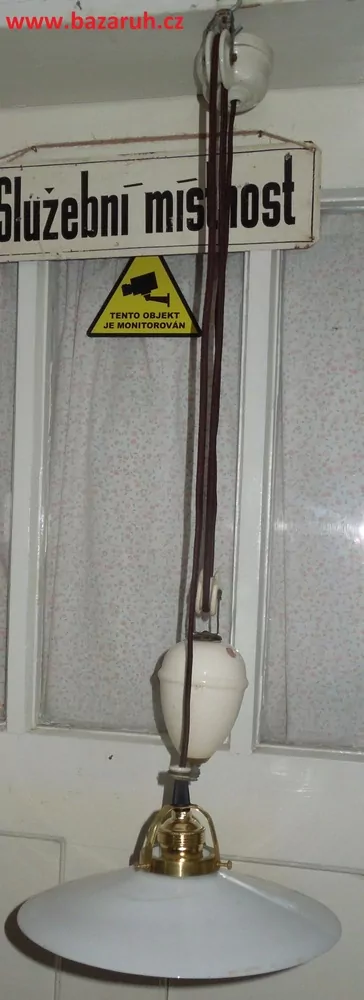 STAROŽITNÝ LUSTR STAHOVACÍ, STAHOVAČKA