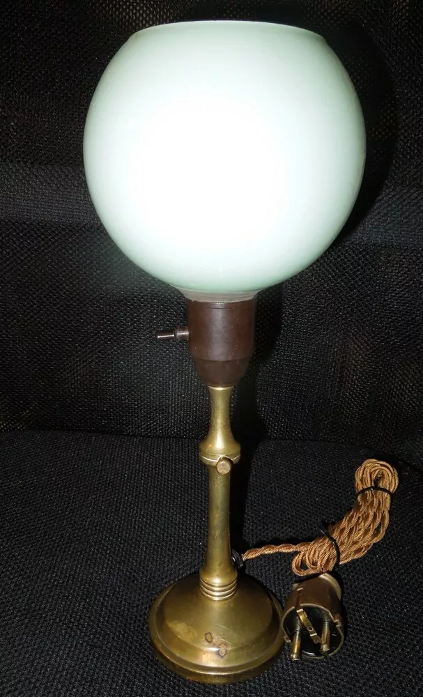 STAROŽITNÁ STOLNÍ MOSAZNÁ LAMPA ELEKTRICKÁ LAMPIČKA