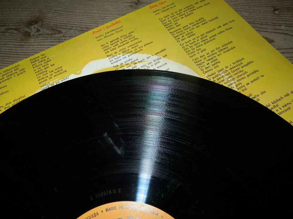 LP VÁCLAV NECKÁŘ - PLANETÁRIUM