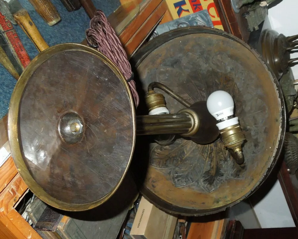 STAROŽITNÁ STOLNÍ LAMPA , LAMPIČKA NA PSACÍ STŮL