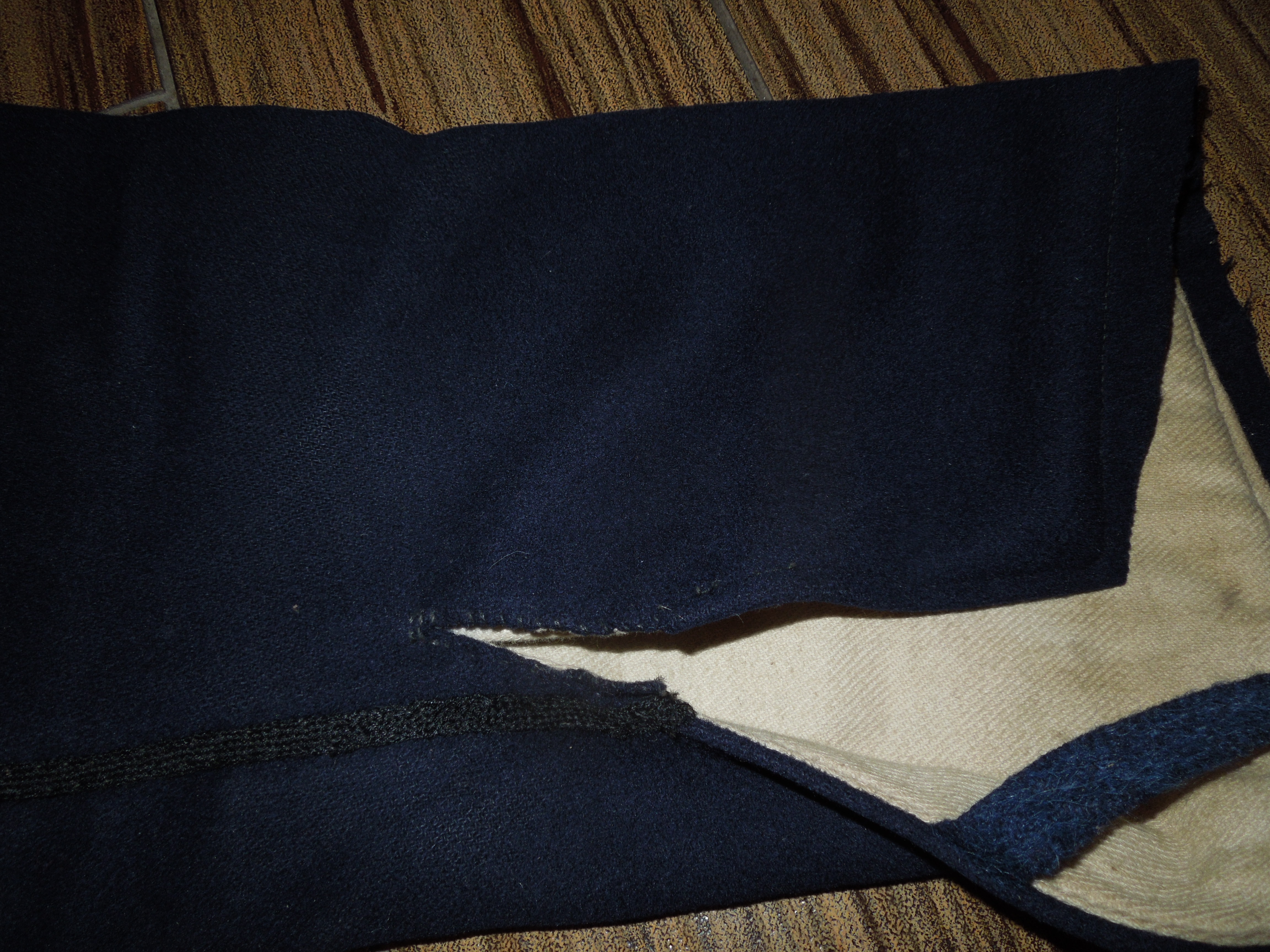 KROJ NOHAVICE, GATĚ , KALHOTY KE KROJI S OPASKEM