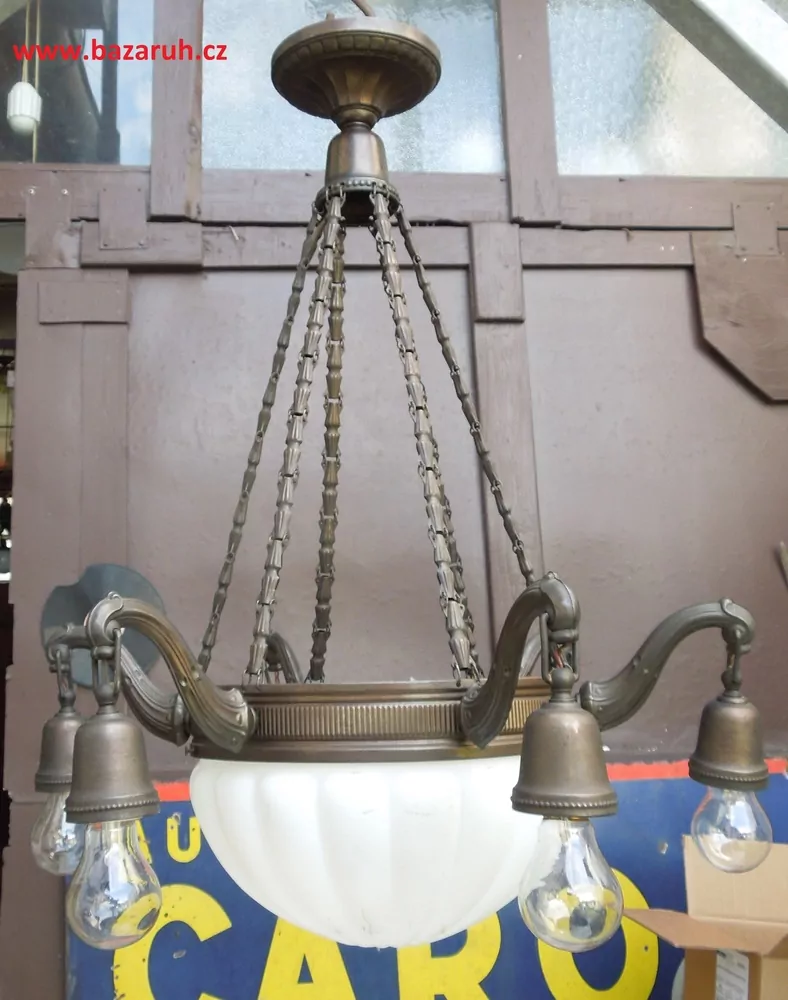 KRÁSNÝ LUSTR SECESE