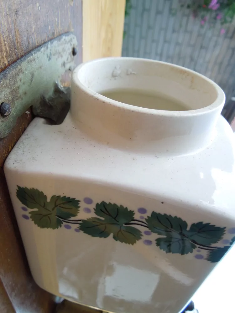  STAROŽITNOST MLÝNEK KAFEMLÝNEK KÁVOMLÝNEK vinný list