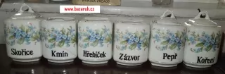 STAROŽITNOST KOŘENKY , DOZY MOTIV POMNĚNKY
