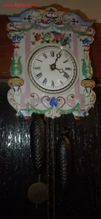 PORCELÁNOVÉ HODINY ZÁVAŽOVÉ