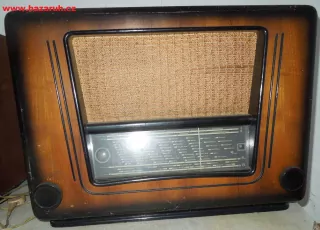 RÁDIO na dekoraci KONGRES