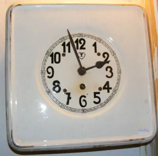 HODINY KUCHYŇSKÉ PORCELÁNOVÉ