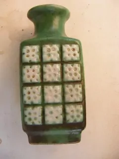 VÁZA ZELENÁ ZNAČENÁ