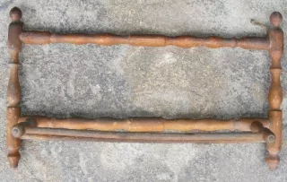 STAROŽITNÝ  VĚŠÁK