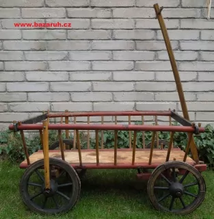 MALÝ ŽEBŘIŇÁK , VOZÍK , DEKORACE