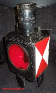 STARÁ DRÁŽNÍ LUCERNA - NÁDRAŽÁCKÁ LAMPA 