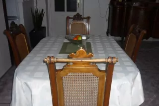 STŮL + 4 ŽIDLE