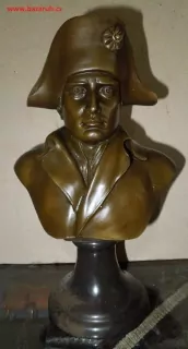 Bronzová socha Napoleon