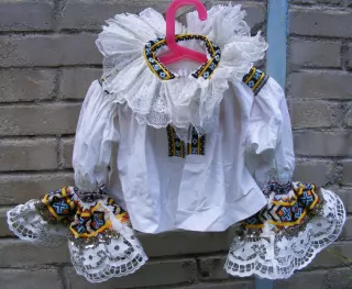 KROJ RUKÁVCE DÍVČÍ NIVNICKO  KE KROJI