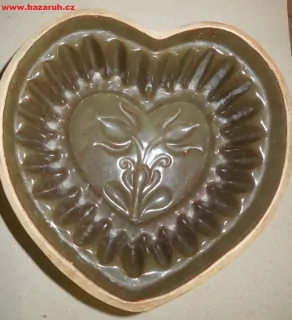 FORMA BÁBOVKA SRDCE