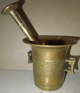 HMOŽDÍŘ 