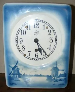 HODINY PORCELÁNOVÉ KUCHYŇSKÉ PORCELÁNKY MOTIV MLÝNY