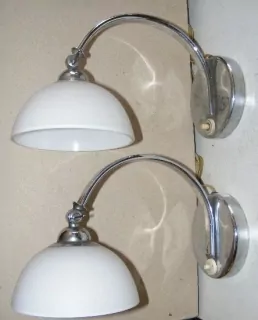 LAMPIČKA STOLNÍ NEBO NA STĚNU 2 KSNÁSTĚNNÁ LAMPA 