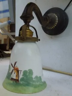 LAMPA NÁSTĚNNÁ LAMPIČKA