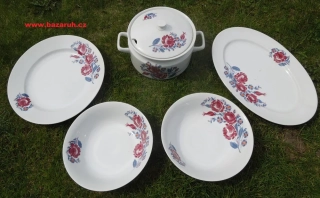 PORCELÁNOVÁ SOUPRAVA RŮŽE