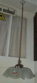 STARÝ LUSTR STÍNÍTKO