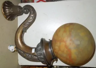 MOHUTNÁ LAMPA