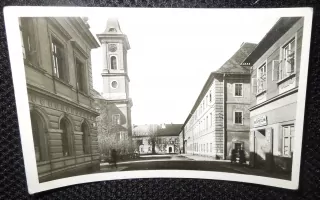 JOSEFOV NAD METUJÍ