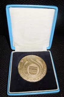 Plaketa za zásluhy o rozvoj podniku Silnice N.P. Brno