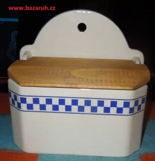 KOŘENKA DOZA NA ZEĎ