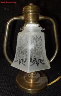 STAROŽITNÁ LAMPIČKA NA STĚNU 1 KS NÁSTĚNNÁ NEBO STOLNÍ LAMPA s vypínačem