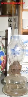 STAROŽITNÁ PETROLEJOVÁ LAMPA
