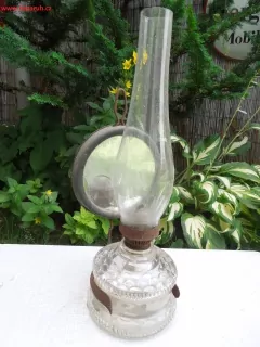 STAROŽITNÁ PETROLEJOVÁ LAMPA