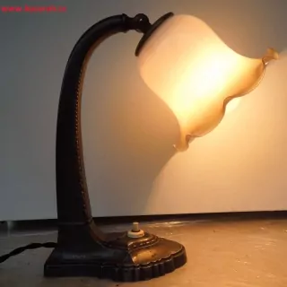 LAMPA STOLNÍ ELEKTRICKÁ