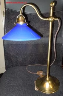 STAROŽITNÁ STOLNÍ MOSAZNÁ LAMPA ELEKTRICKÁ