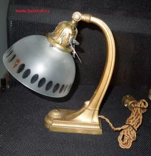 STAROŽITNÁ STOLNÍ LAMPA ELEKTRICKÁ NEBO NÁSTĚNNÁ