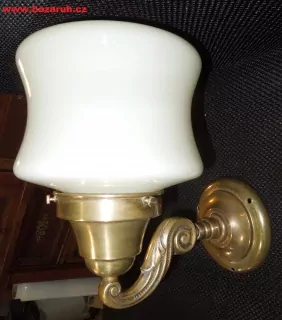 LAMPIČKA NA STĚNU 1 KS NÁSTĚNNÁ LAMPA ELEKTRICKÁ