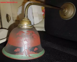 STAROŽITNÁ LAMPIČKA NA ZEĎ