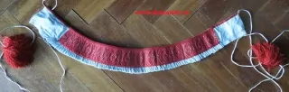 RUČNĚ VYŠÍVANÁ FORMA PÁSEK Z FĚRTOCHU