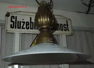 STAROŽITNOST STROPNICE 1 KS LUSTR STÍNÍTKO ŠIRM